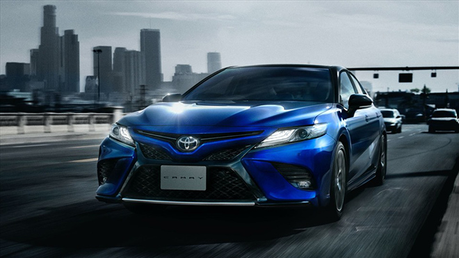 Ra mắt Toyota Camry bản đặc biệt kỉ niệm 40 năm, giá 922 triệu đồng - 8