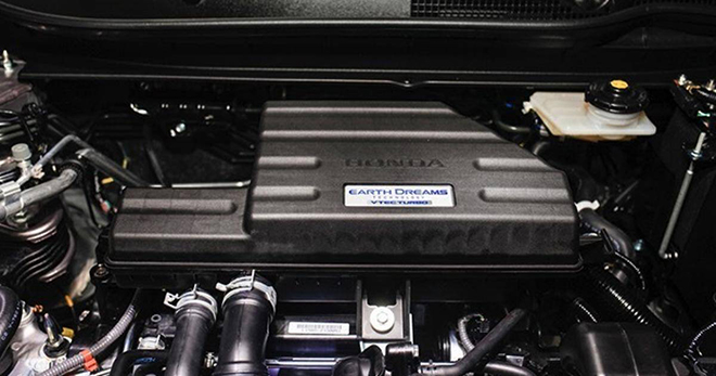 Cao hơn 69 triệu đồng, Honda CR-V bản full có gì hơn Mazda CX-5? - 3
