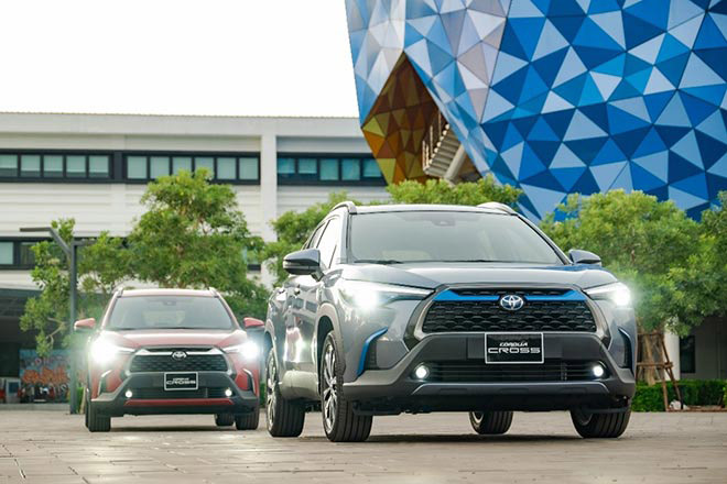 Chỉ từ 720 triệu đồng, Corolla Cross thực sự làm khó các đối thủ - 8