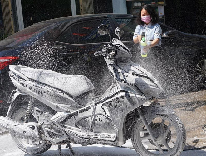 Công nghệ rửa xe không chạm hoàn toàn mới