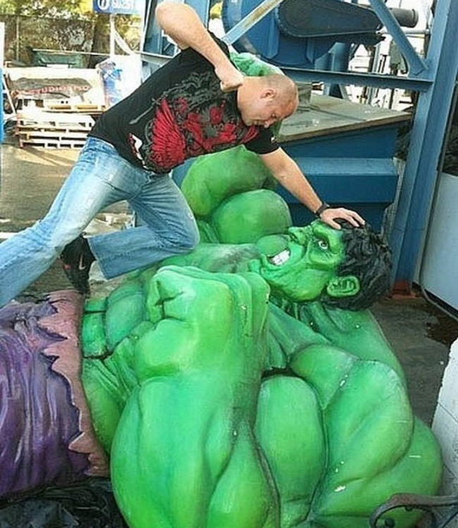 Hulk thì anh đây cũng không sợ nhá.
