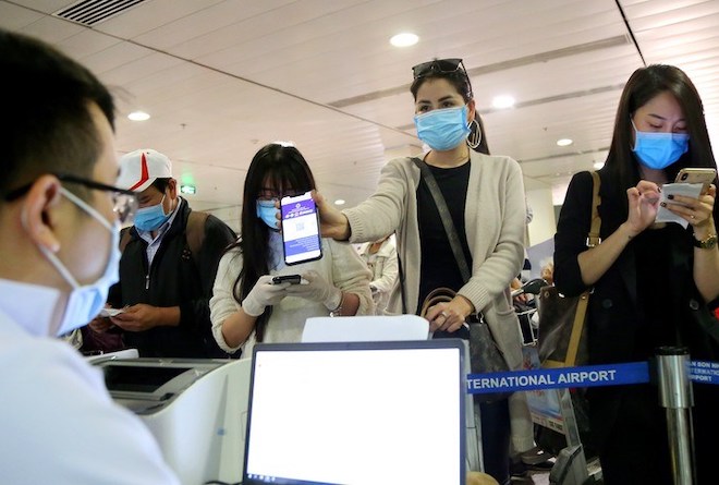 Tất cả người từ Đà Nẵng về TP.HCM từ ngày 1/7/2020 phải khai báo y tế và lấy mẫu xét nghiệm virus SARS-CoV-2. (Ảnh: PLO)