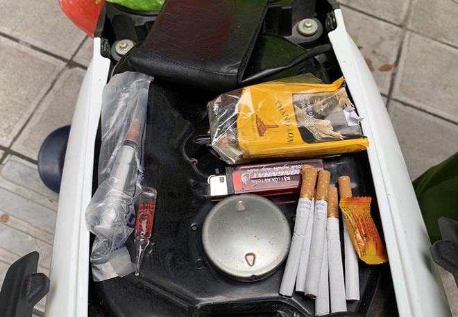 Số ma túy cảnh sát thu được trong người Võ Trần Anh.