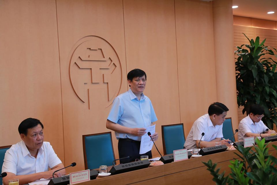 Quyền Bộ trưởng khẳng định, Bộ Y tế đảm bảo đủ sinh phẩm phục vụ công tác xét nghiệm COVID-19 của Hà Nội.