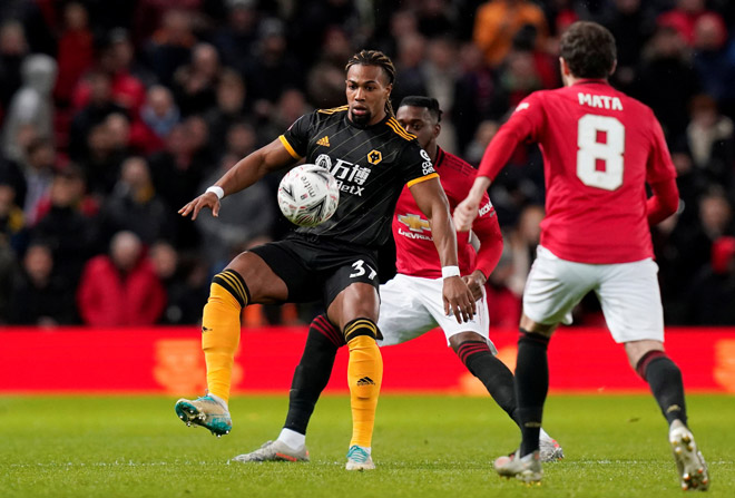 Wolves là cái tên tiếp theo của bóng đá Anh nhận án phạt từ UEFA