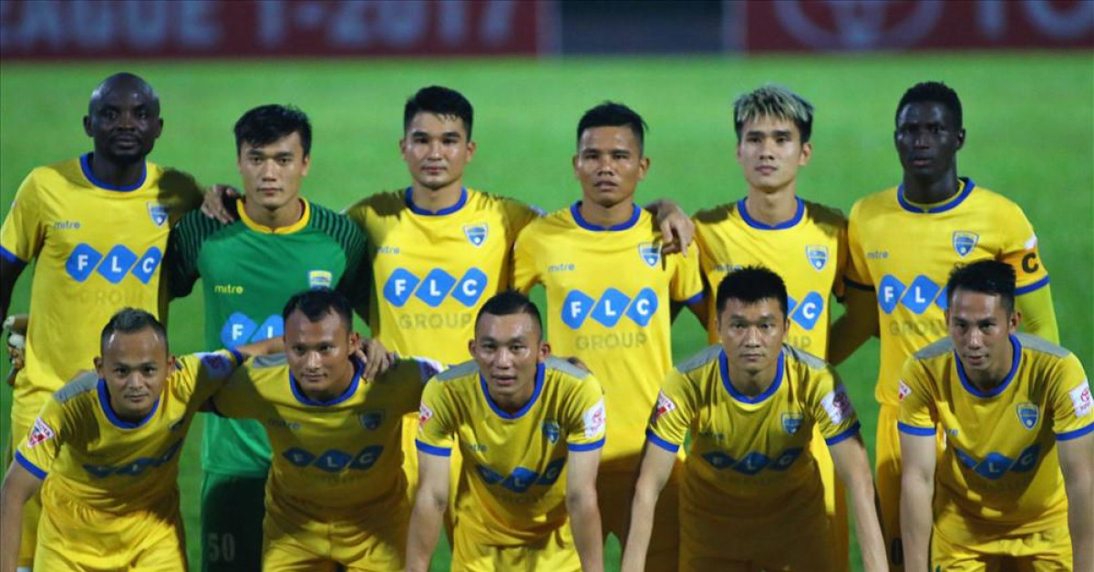 Bóng đá - V-League - cuộc chơi tốn kém của các ông bầu