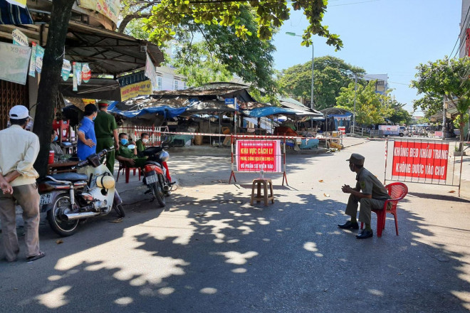 Khu vực gần nhà trọ của cháu bé