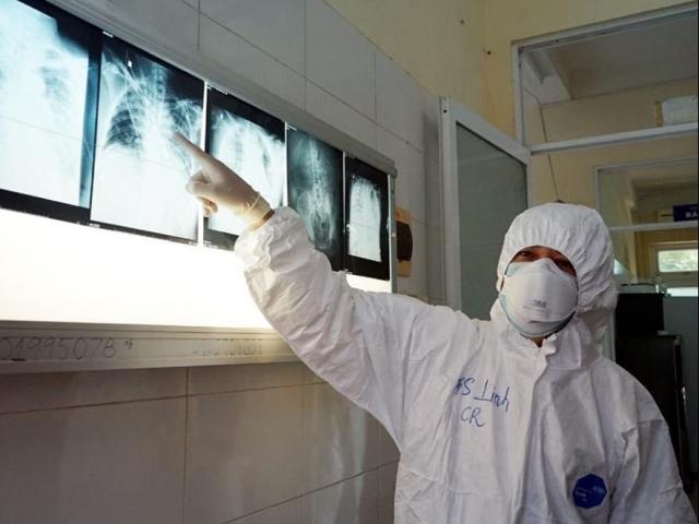 Tin tức trong ngày - Tin tức 24h qua: Thêm 2 bệnh nhân nhiễm COVID-19 tử vong, trong đó có một phụ nữ trẻ