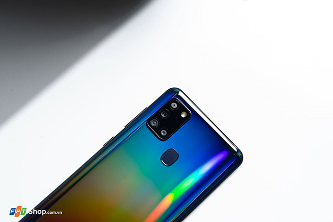 Bạn có thể chọn mua trả góp không lãi suất Galaxy A21s với khoản trả trước chỉ từ 1,3 triệu.