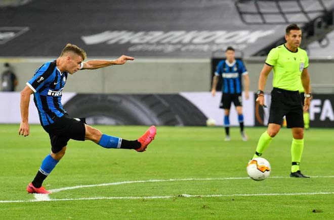 Inter vào bán kết Europa League: Lukaku tỏa sáng, lu mờ SAO 120 triệu euro - 1