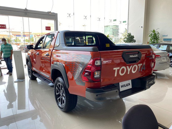 Đại lý nhận đặt cọc Toyota Hilux 2021, giá bán dự kiến không thay đổi - 4
