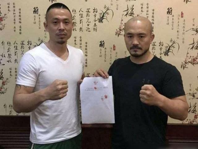 “Đệ nhất Thiếu Lâm” Yi Long đút túi 1,6 tỷ đồng, nhưng trở mặt bỏ thi đấu
