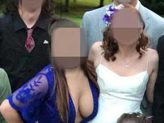 Mặc váy gợi cảm đi đám cưới, nhiều chị em bị chỉ trích