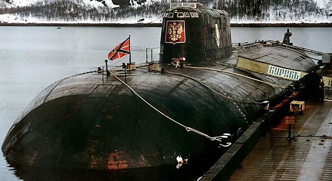 Tàu ngầm hạt nhân Kursk khi còn nguyên vẹn.