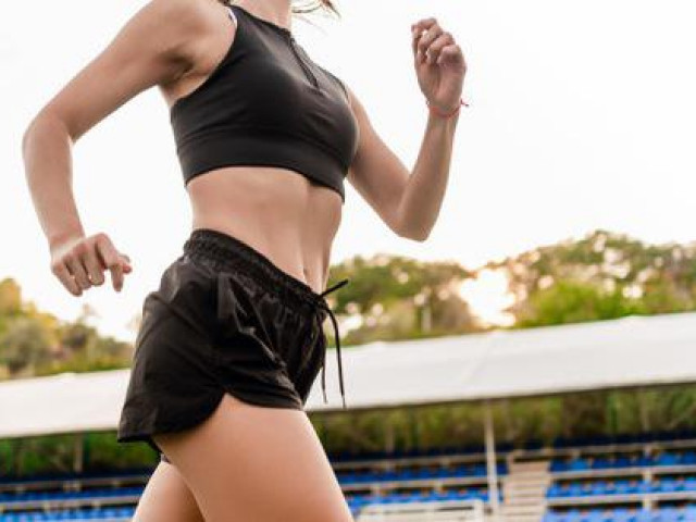 Sức khỏe đời sống - Chạy bộ khi gặp vấn đề khó nói này, quý cô gặp nguy