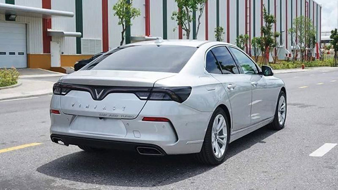 Bảng giá xe VinFast Lux A2.0 lăn bánh mới nhất tháng 8/2020 - 5