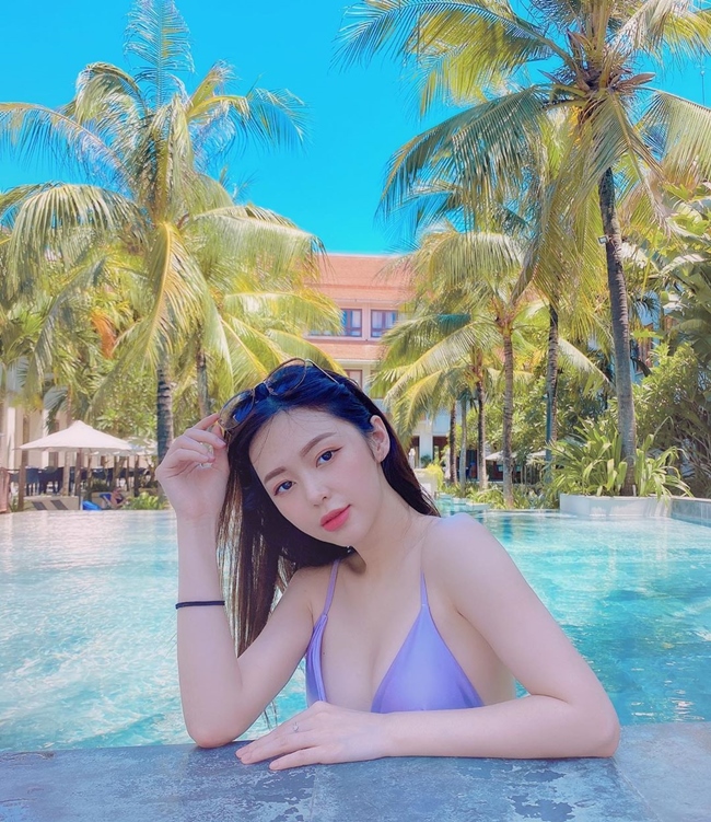 Tháng 4.2019, Trịnh Thăng Bình bất ngờ tuyên bố đã chia tay với Liz Kim Cương sau gần 1 năm hẹn hò khiến nhiều người hâm mộ nhiều tiếc nuối.
