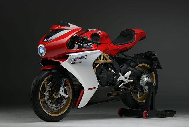 MV Agusta Superveloce 800