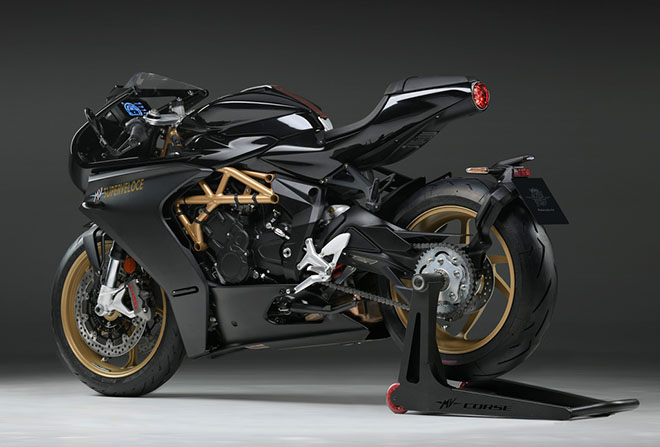 MV Agusta Superveloce 800