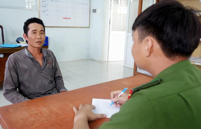 Đối tượng Tân.