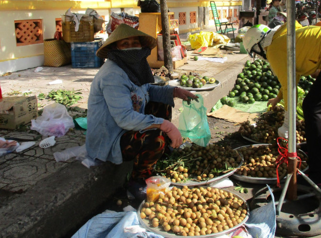 Nhãn xuồng tại TP HCM có giá lẻ từ 50.000 - 80.000 đồng/kg