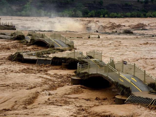 Thế giới - TQ: Mưa lũ đột ngột chuyển biến xấu, tiết lộ "thủ phạm" khiến lũ lụt gây thiệt hại nghiêm trọng