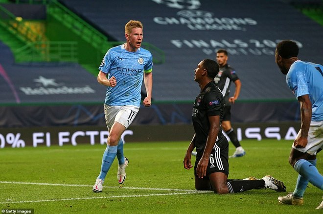 "Đại địa chấn" Lyon hạ Man City: Sterling và pha bỏ lỡ kinh hoàng - 8