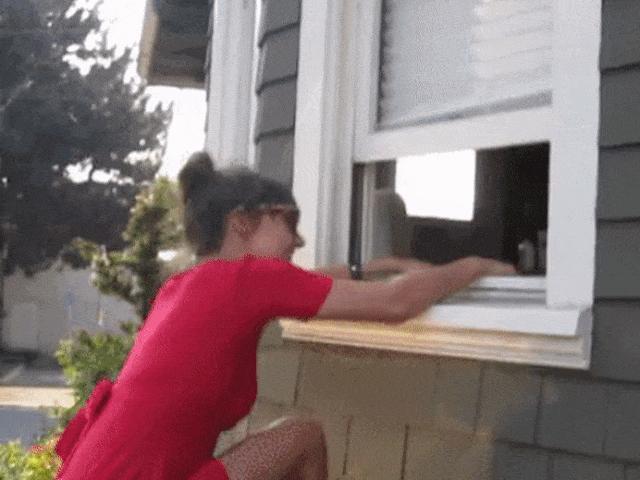 Thơ vui - Những pha tấu hài đi vào lòng người của hội người đẹp lầy lội