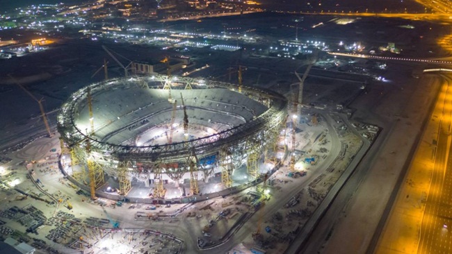 Để phục vụ cho World Cup 2022 diễn ra ở Qatar, nước chủ nhà đã đầu tư hàng triệu USD để xây nhiều công trình trong đó có nhiều sân vận động, đặc biệt có sân với sức chứa tới 86.000 chỗ ngồi.
