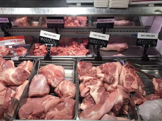 Giá thịt lợn bắt đầu giảm, doanh nghiệp đua nhau bán không lợi nhuận