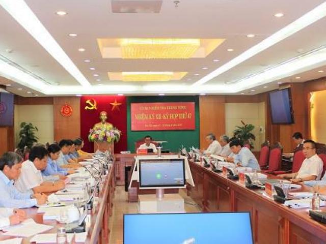 Tin tức trong ngày - Tin tức 24h qua: Hai tướng quân đội bị kỷ luật cảnh cáo