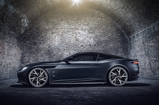 Aston Martin giới thiệu bộ đôi Vantage và DBS Superleggera 007 Edition - 8