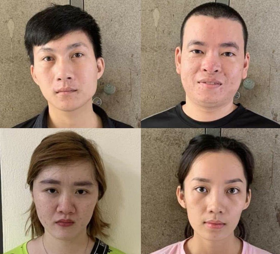 Các đối tượng tại trụ sở công an.