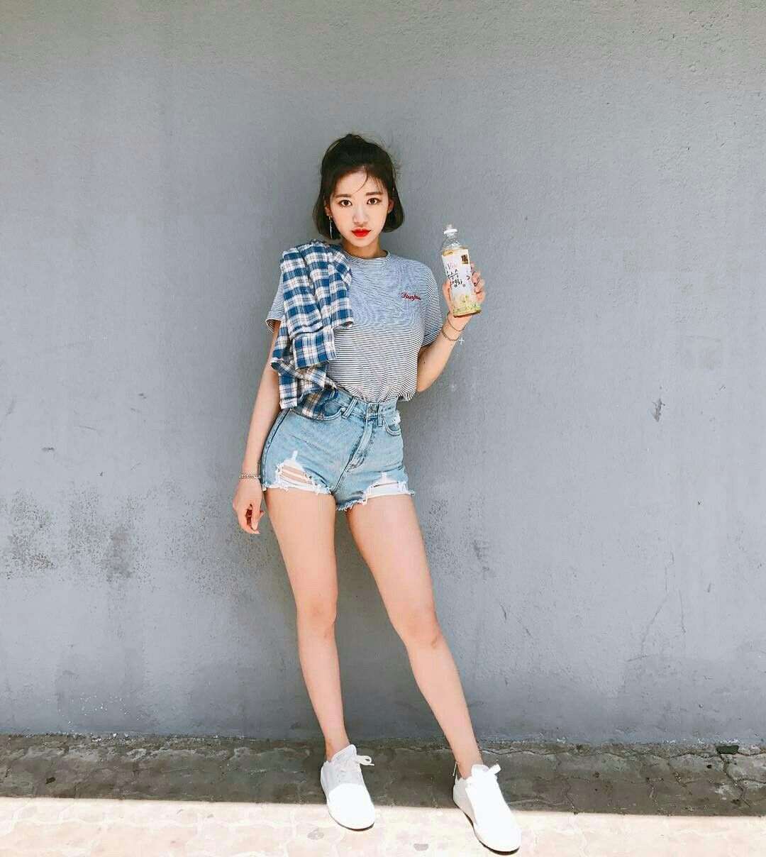 Trang phục vừa vặn với dáng người giúp các nàng tự tin diện đồ hơn.