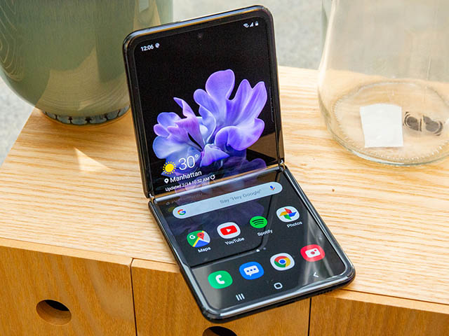 Thời trang Hi-tech - Không thể cưỡng lại trước video quảng cáo Galaxy Z Flip 5G