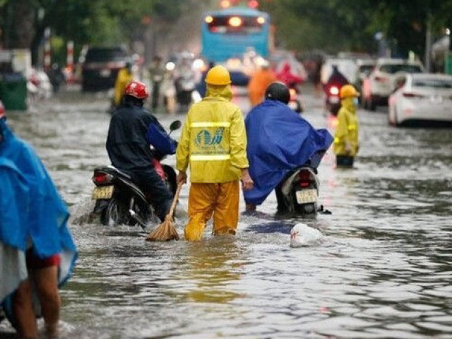 Tin tức trong ngày - Đến hẹn lại... lụt, lãnh đạo Công ty Thoát nước Hà Nội phân trần