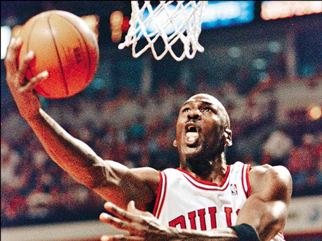 Michael Jordan là huyền thoại bóng rổ nhưng vẫn tiếp tục giàu lên sau khi giải nghệ