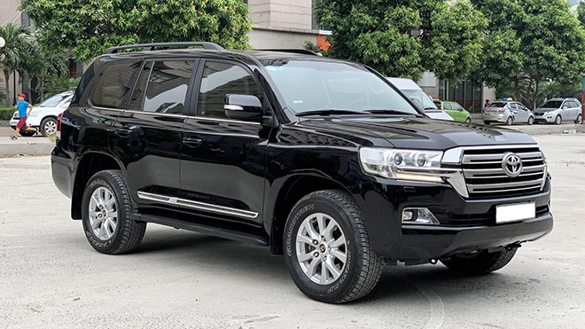 Toyota Land Cruiser 2015 có giá 28 tỷ tại Việt Nam  VnExpress