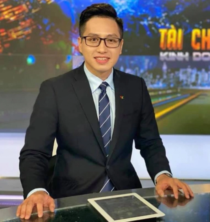 BTV Anh Quang gây tranh cãi, bị khán giả phản ứng vì sự cố phát ngôn vạ miệng trên sóng truyền hình.