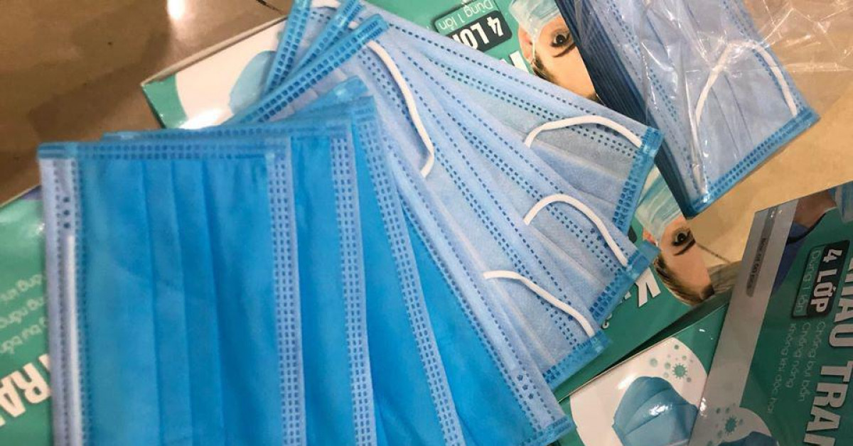 Thị trường - Tiêu dùng - Ôm cục nợ vì khẩu trang xuống giá