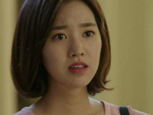 Bạn trẻ - Cuộc sống - Lần đầu ra mắt, cô gái ám ảnh trước cách cư xử của mẹ chồng tương lai