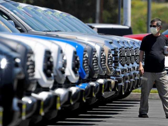 Ô tô - Bán ế, Toyota giao xe với giá sốc chưa đầy 7 triệu đồng