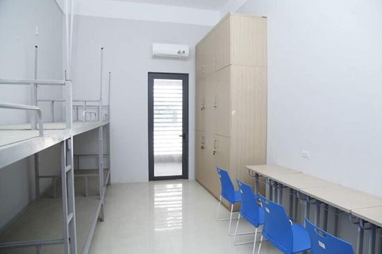 Trường THPT chuyên Vĩnh Phúc đúng chuẩn "trường nhà người ta chưa bao giờ làm ta thất vọng". Ảnh: Saostar, Dân Sinh