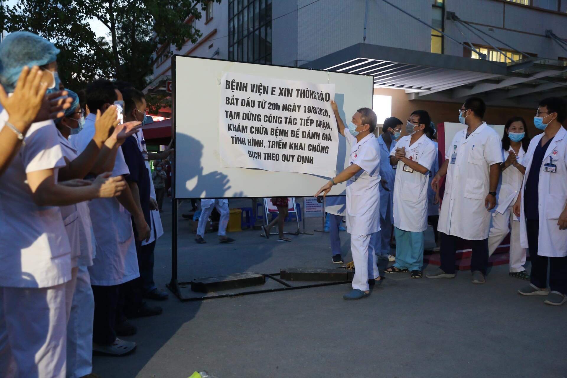 Bệnh viện E được dỡ lệnh phong tỏa