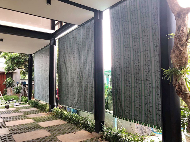 Bạt cuốn che hành lang