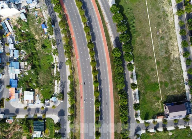 Bay trên Đà Nẵng mùa dịch, nhìn những thời khắc thành phố như "bất động" - 12