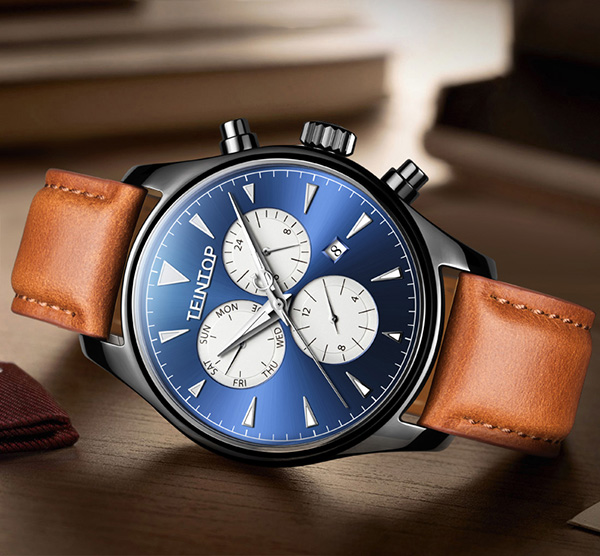 Đồng hồ Teintop có thiết kế cọc số ấn tượng