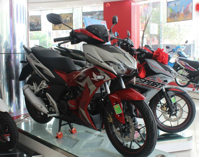 Bảng giá Honda Winner X, giảm 10 triệu đồng tháng cô hồn - 2