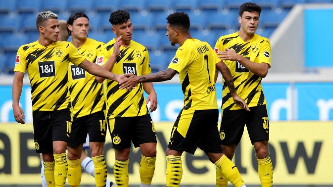 Dortmund thắng hủy diệt: Sancho "nhảy múa" qua 4 cầu thủ, tiệc 6 bàn mãn nhãn - 1