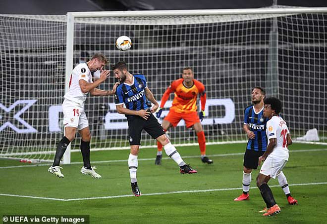Trực tiếp bóng đá Sevilla - Inter Milan: Bàn thắng may mắn (Chung kết Europa League) - 17